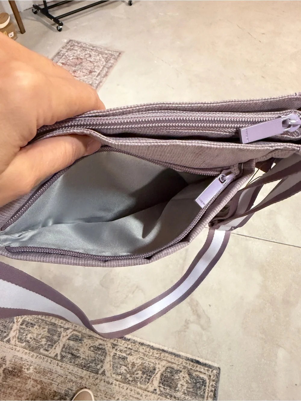NWT Hedgren Adjustable Crossbody in Sepia/Light Lavendar color